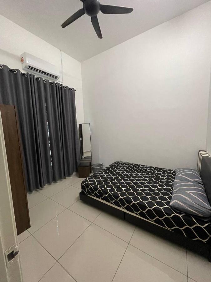 Bungalow Homestay Jasin Perdana Buitenkant foto